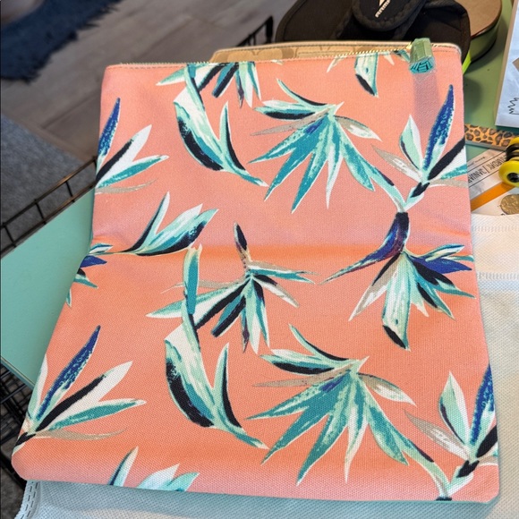 Rachel Pally Mint Pink Tropical Clutch Bag wristlet nwt zip closure organizer